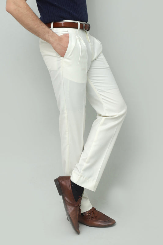 Off-White Pleated Pant