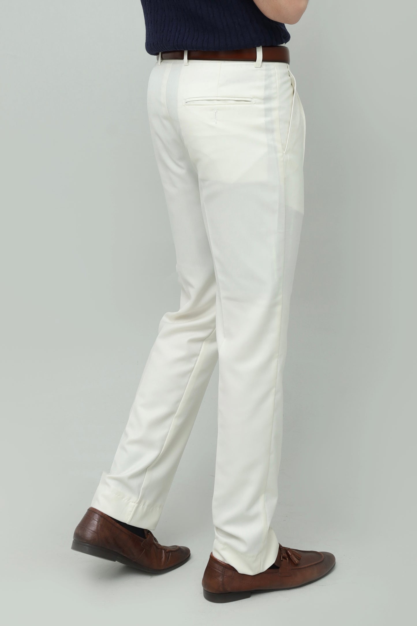 Off-White Pleated Pant